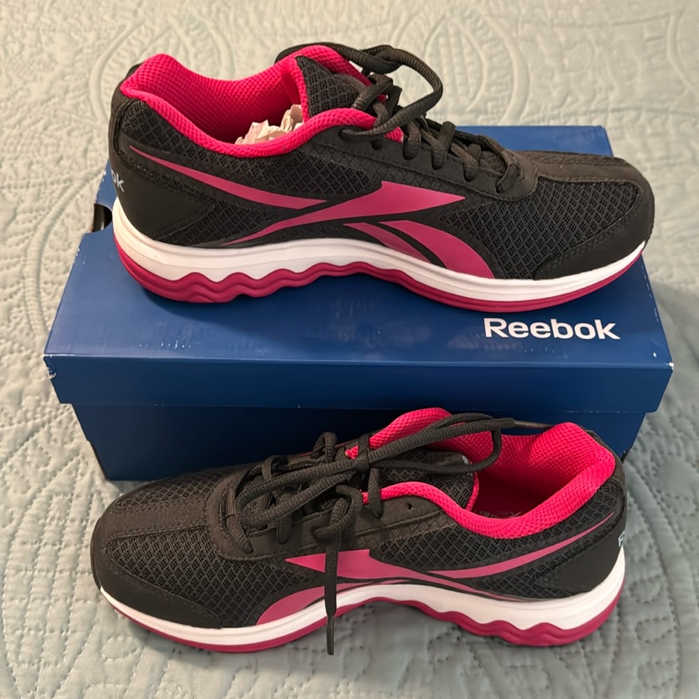 Reebok Fuel Techno. Size 7.5 wide